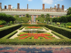 RHS-Hampton-Court-Palace-Flower-Show-2012